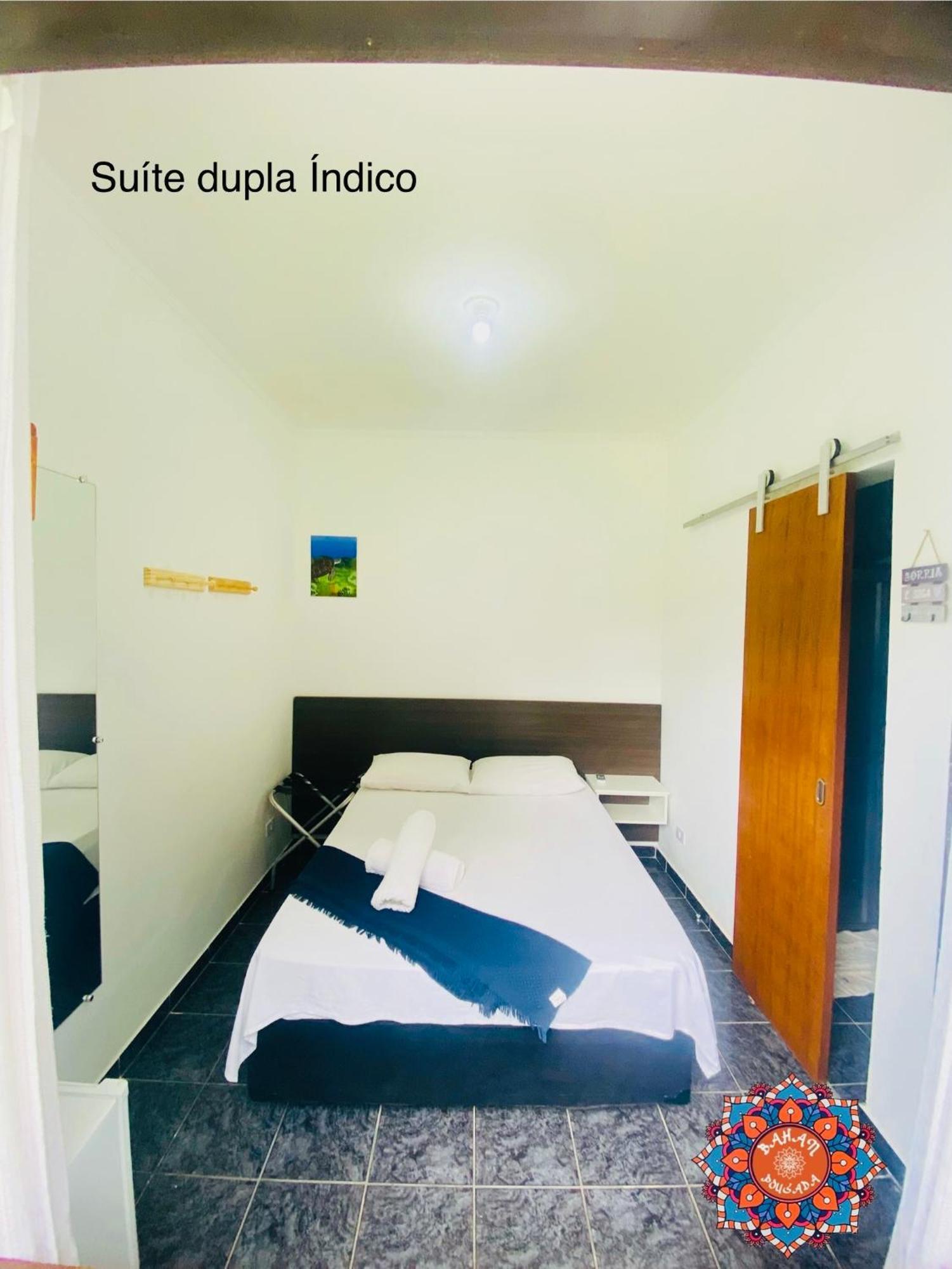 Bahan Suites Privativas - Ideal Para Casais أوباتوبا المظهر الخارجي الصورة